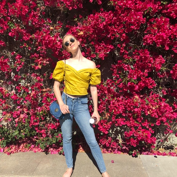 Revolve About Us Puffy Sleeve Top - Picture 3 of 6